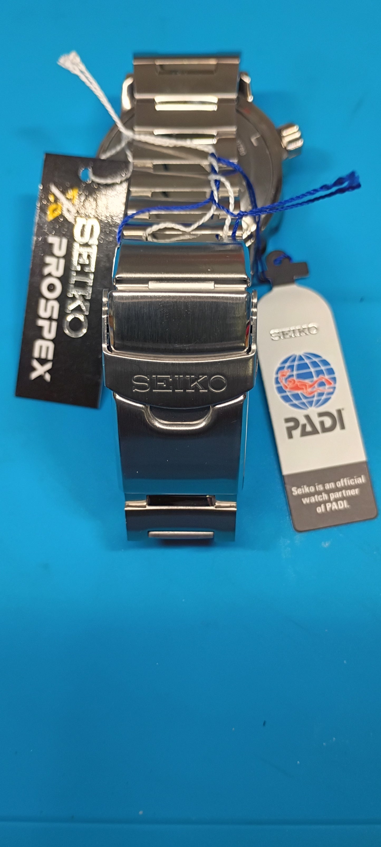 SRPE27 - scratched/sold as is